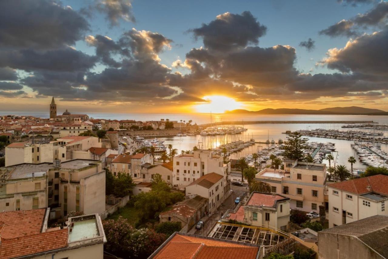 Villafranca Alghero Buitenkant foto